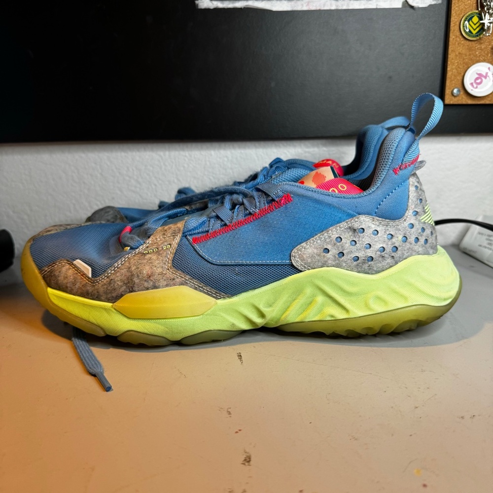Nike - Picture 3 of 6